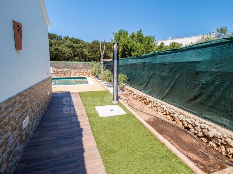 3 bedroom Villa for sale in Cala'n Porter with pool garage - € 780,000 (Ref: 9962321)
