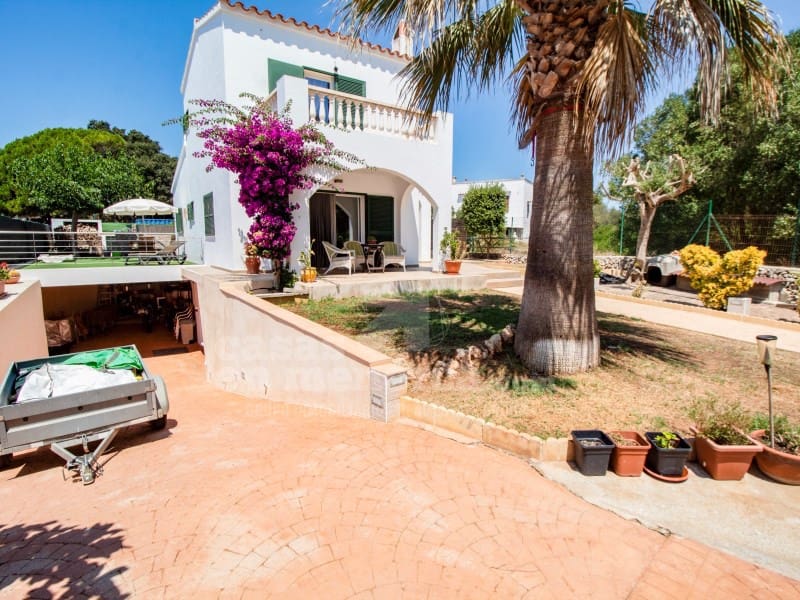 3 bedroom Villa for sale in Cala'n Porter with pool garage - € 780,000 (Ref: 9962321)