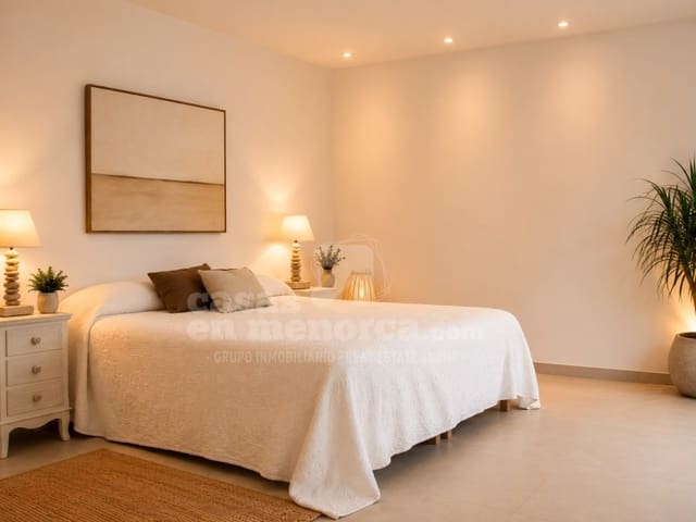 3 slaapkamer Villa te koop in Punta Grossa, Es Mercadal met zwembad - € 1.300.000 (Ref: 9962322)
