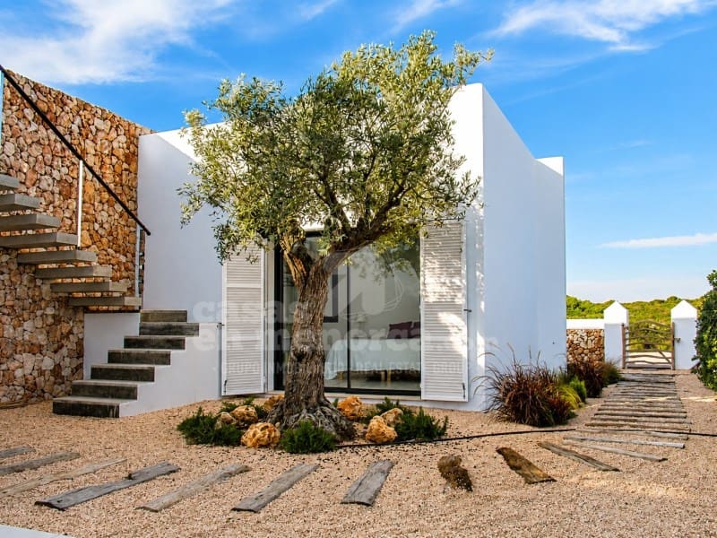 3 bedroom Villa for sale in Punta Grossa with pool - € 1,300,000 (Ref: 9962322)