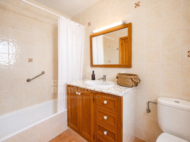 2 bedroom Apartment for sale in Ciutadella de Menorca - € 394,900 (Ref: 9966322)