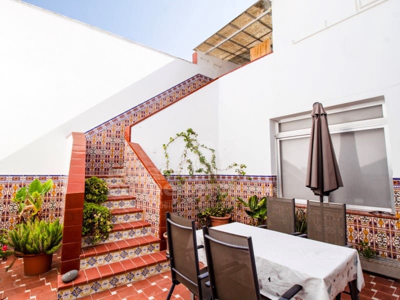 6 soveværelse Byhus til salg i Mahon / Mao - € 995.000 (Ref: 9970295)