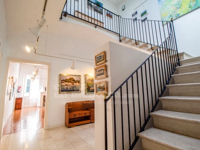 6 soveværelse Byhus til salg i Mahón / Maó - € 995.000 (Ref: 9970295)