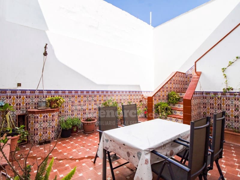6 soveværelse Byhus til salg i Mahon / Mao - € 995.000 (Ref: 9970295)