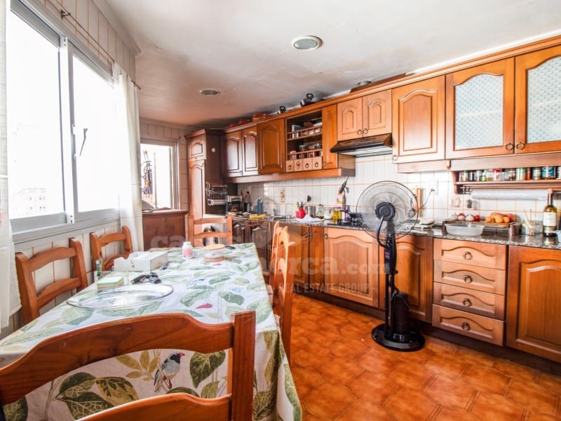 6 soveværelse Byhus til salg i Mahon / Mao - € 995.000 (Ref: 9970295)