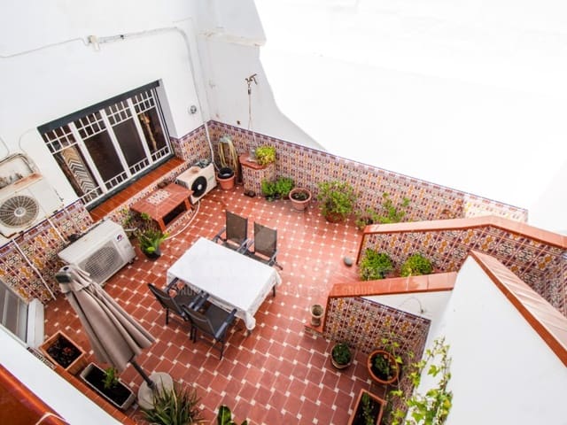 6 soveværelse Byhus til salg i Mahón / Maó - € 995.000 (Ref: 9970295)