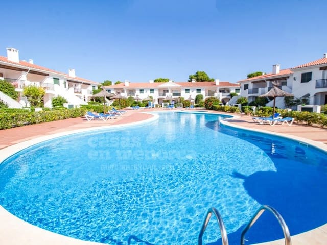 Apartamento de 2 habitaciones en Port d'Addaia, Es Mercadal en venta con piscina - 339.000 € (Ref: 9972992)
