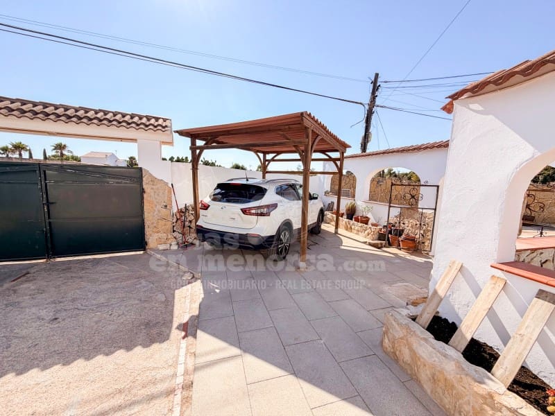 3 soveværelse Finca/Landehus til salg i Ciutadella de Menorca med swimmingpool garage - € 635.000 (Ref: 9974995)