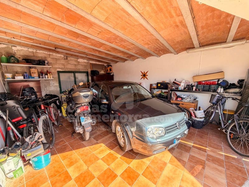 3 soveværelse Finca/Landehus til salg i Ciutadella de Menorca med swimmingpool garage - € 635.000 (Ref: 9974995)
