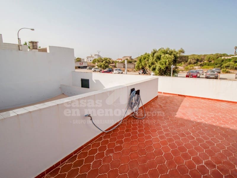4 bedroom Townhouse for sale in Es Castell with garage - € 495,000 (Ref: 9974996)