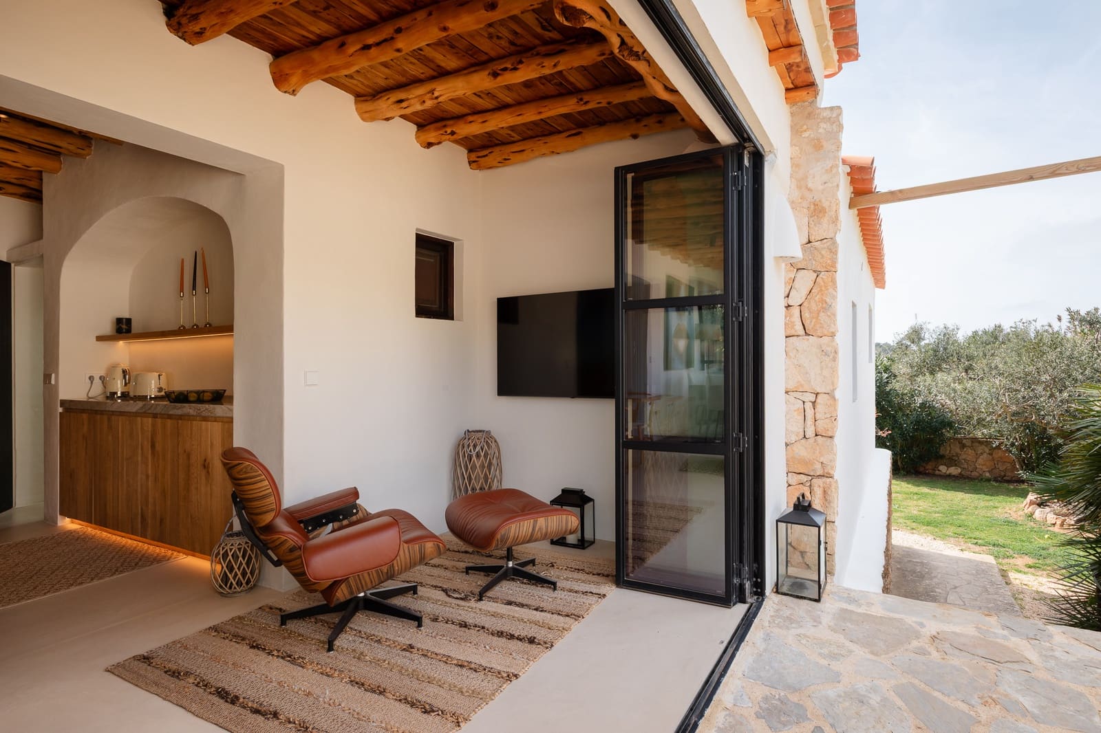 5 bedroom Villa for sale in Cala Salada with pool garage - € 3,495,000 (Ref: 9815184)