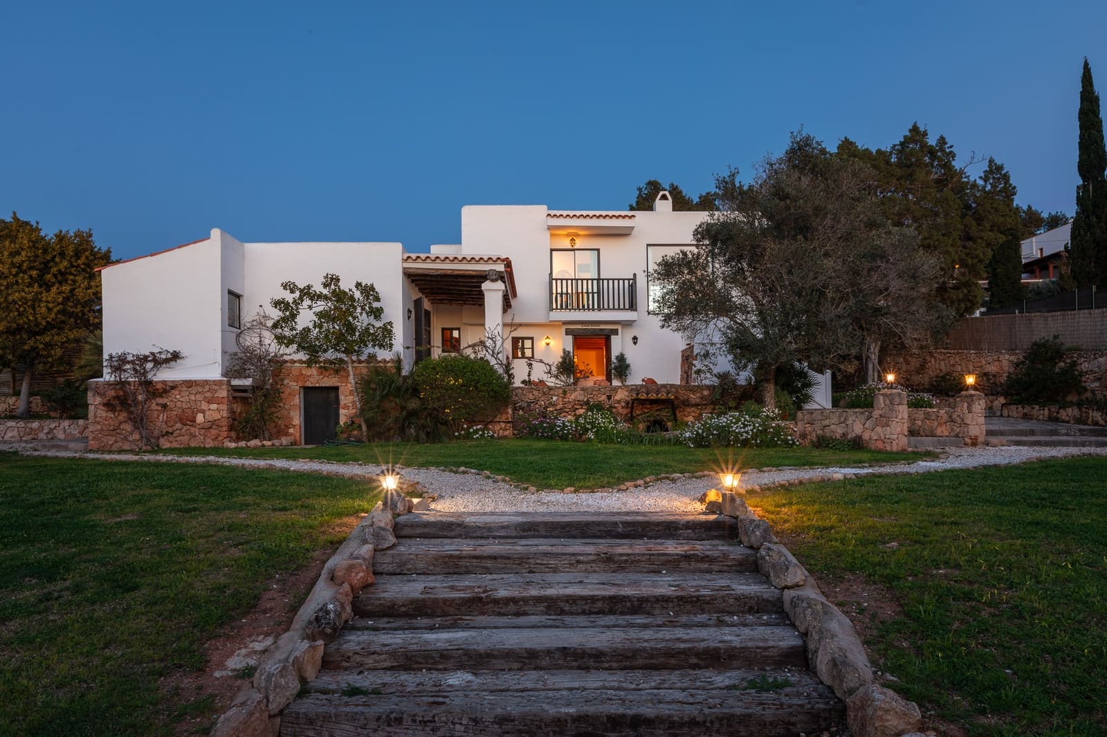 5 bedroom Villa for sale in Cala Salada with pool garage - € 3,495,000 (Ref: 9815184)