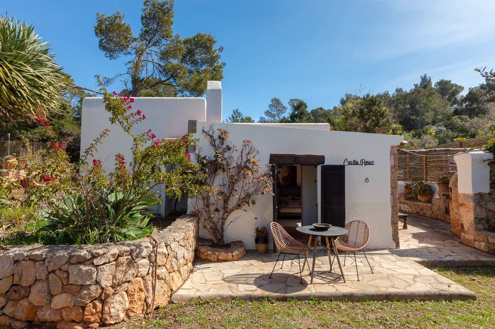 5 bedroom Villa for sale in Cala Salada with pool garage - € 3,495,000 (Ref: 9815184)