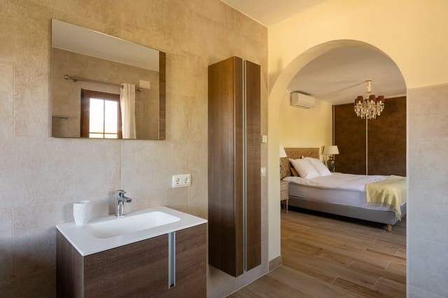 4 sovrum Villa till salu i San Jose / Sant Josep de Sa Talaia med pool - 3 395 000 € (Ref: 9815260)