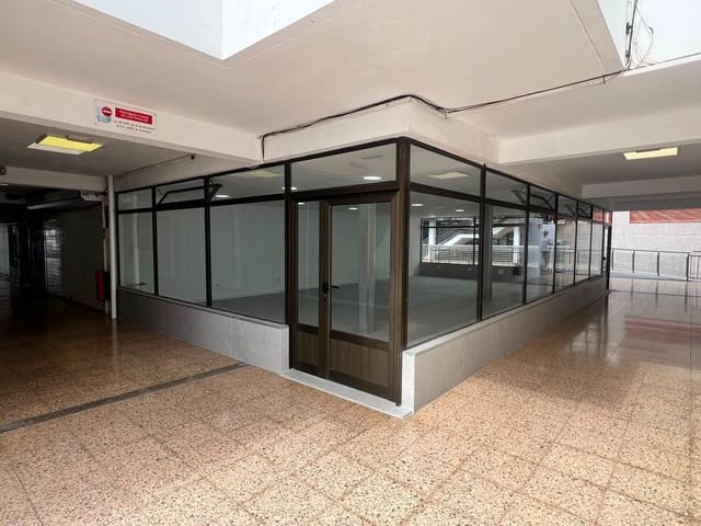 Kontor att hyra i San Bartolomé de Tirajana - 1 800 € (Ref: 10004186)