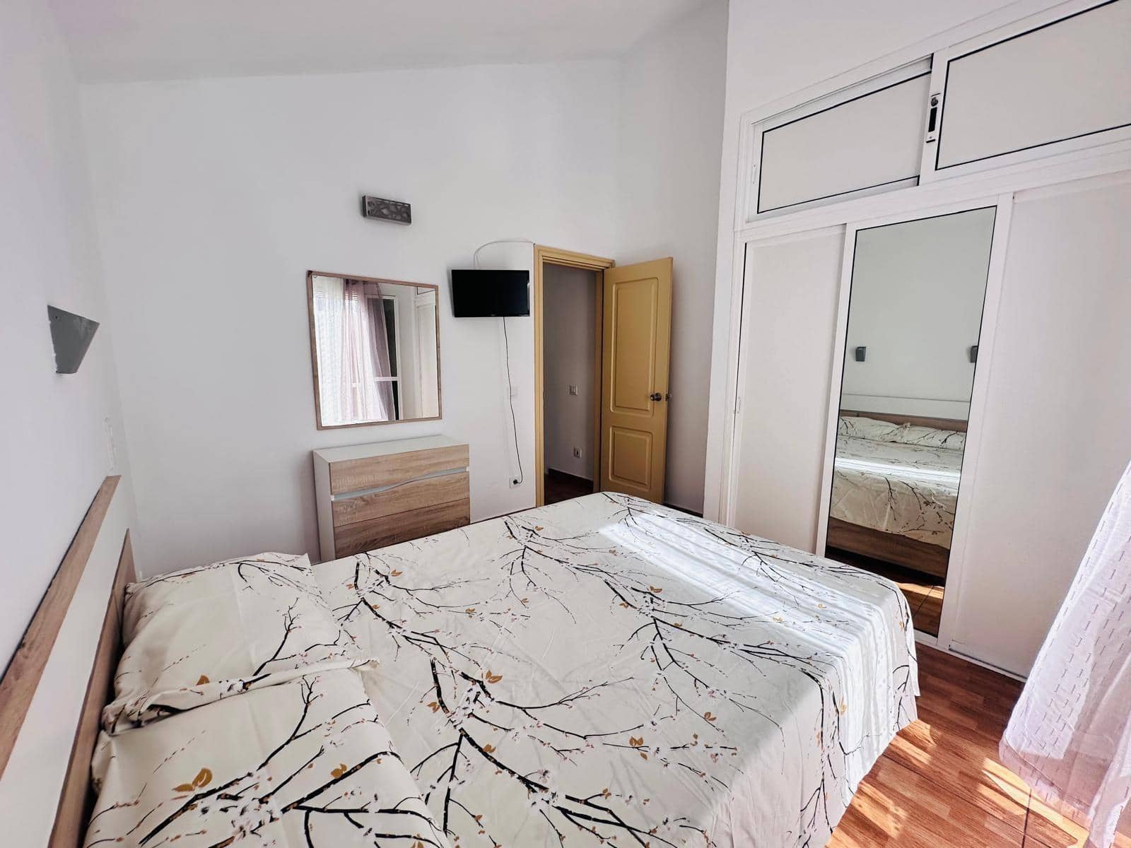 1 sypialnia Apartament do wynajęcia w San Bartolome de Tirajana z basenem - 1 200 € (Ref: 10022495)