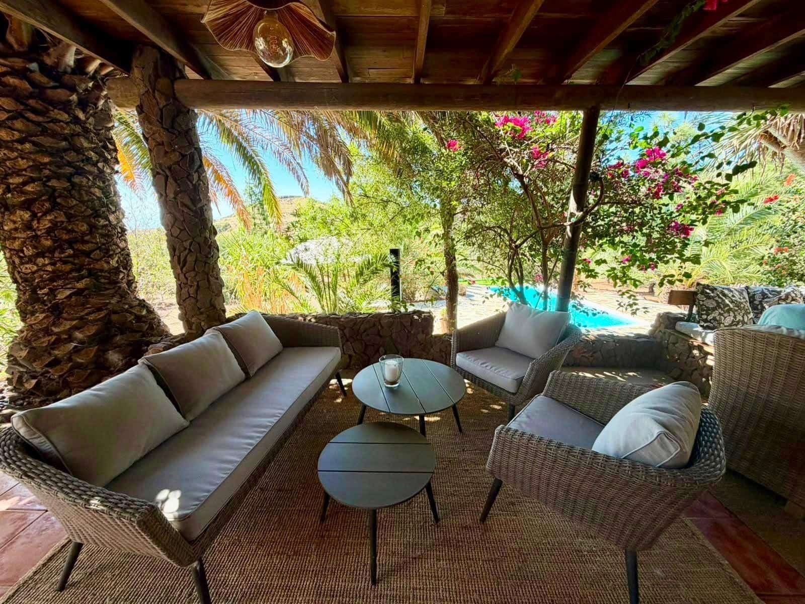 2 quarto Quinta/Casa Rural para venda em Ingenio com piscina garagem - 599 900 € (Ref: 10035399)