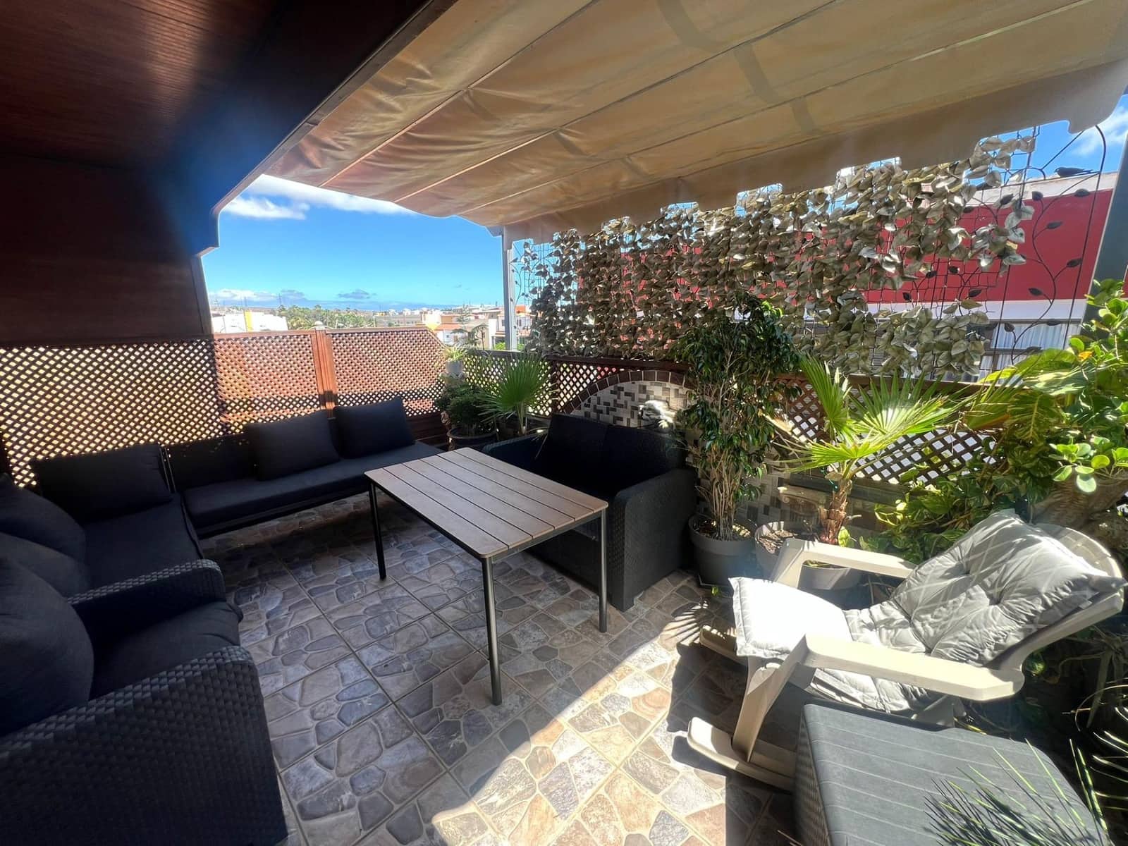 4 chambre Villa/Maison Mitoyenne à vendre à San Bartolome de Tirajana avec garage - 469 000 € (Ref: 10038939)