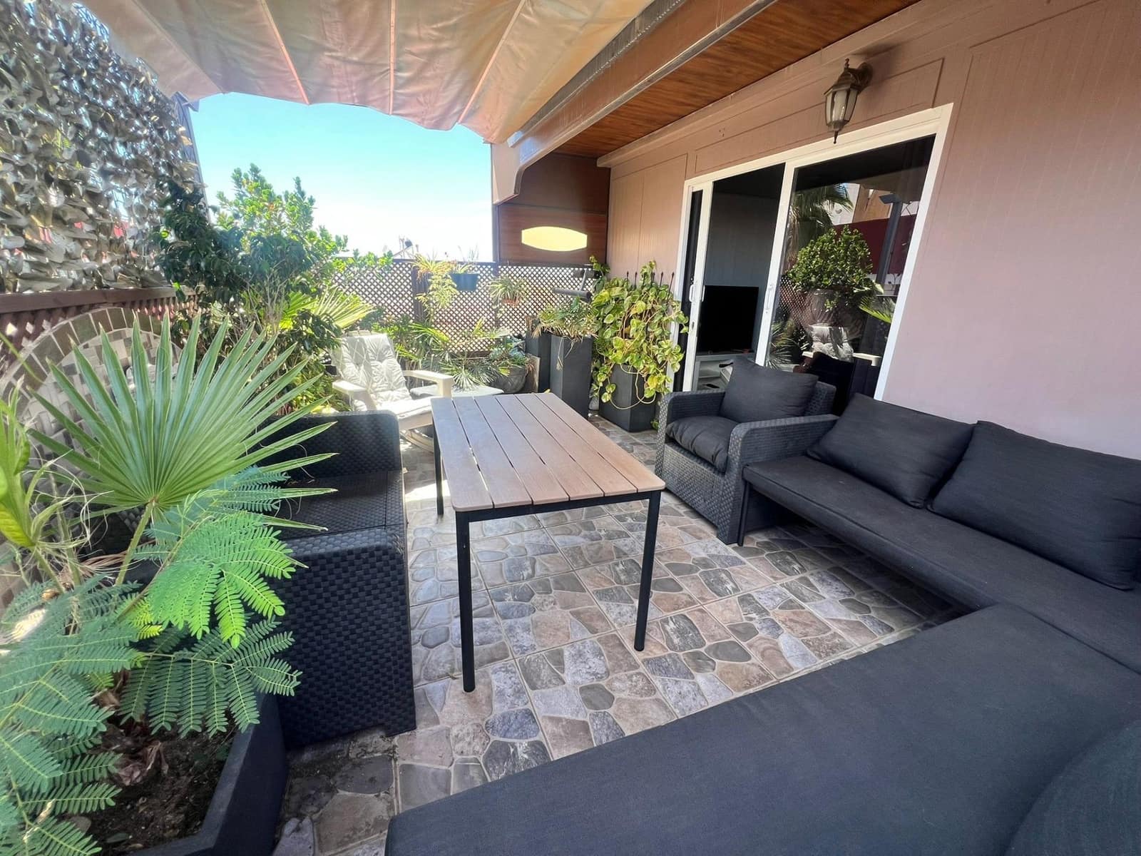 4 chambre Villa/Maison Mitoyenne à vendre à San Bartolome de Tirajana avec garage - 469 000 € (Ref: 10038939)