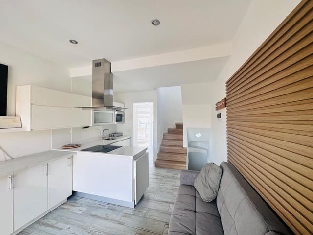 2 bedroom Bungalow for sale in Sonneland, San Bartolomé de Tirajana with pool - € 374,000 (Ref: 10067947)