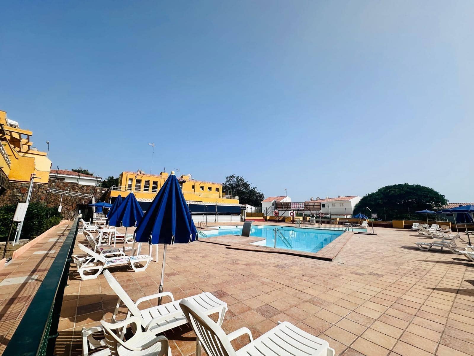 2 bedroom Bungalow for sale in Sonneland with pool - € 374,000 (Ref: 10067947)