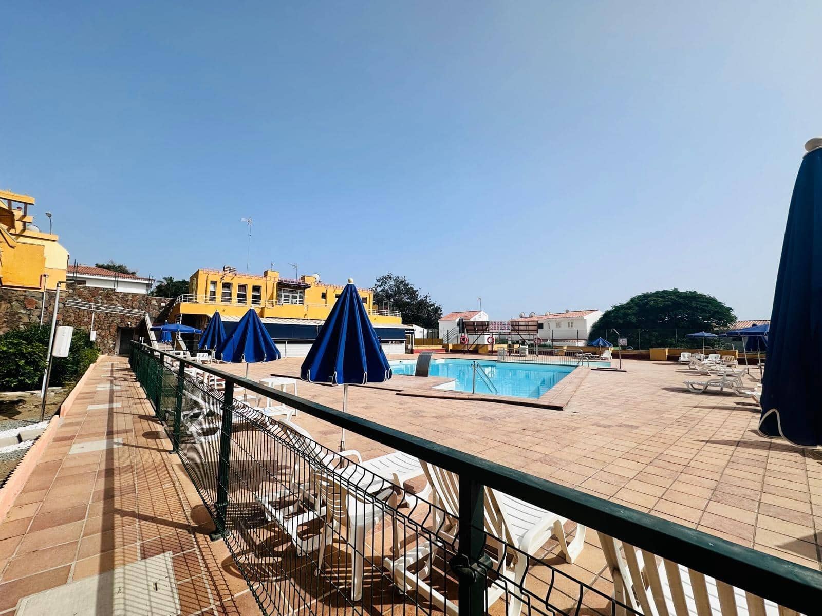 2 bedroom Bungalow for sale in Sonneland with pool - € 374,000 (Ref: 10067947)