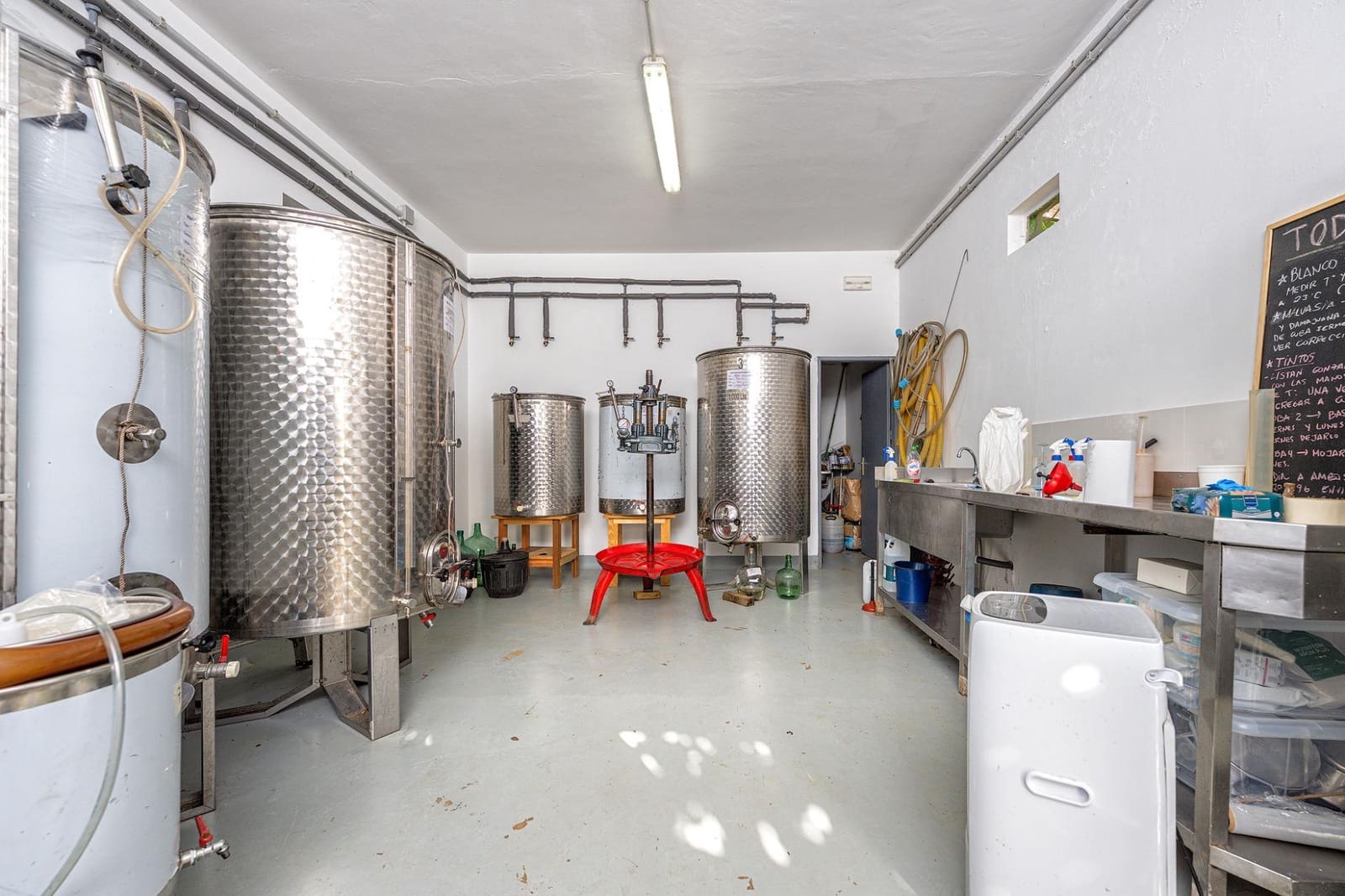 3 bedroom Finca/Country House for sale in Valsequillo with garage - € 800,000 (Ref: 10115885)
