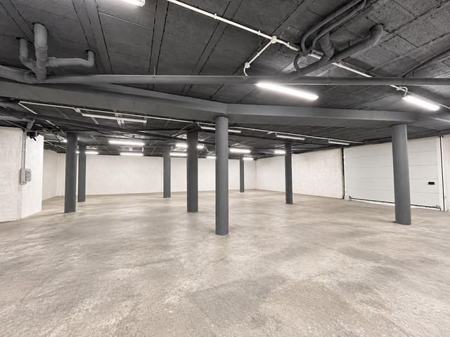 Kommersiell til salgs i Telde med garasje - € 475 000 (Ref: 10120222)