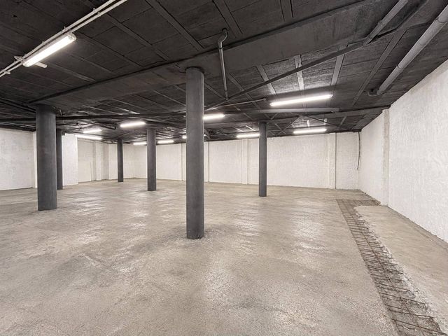 Gewerbe zu vermieten in Telde mit Garage - 2.500 € (Ref: 10120223)