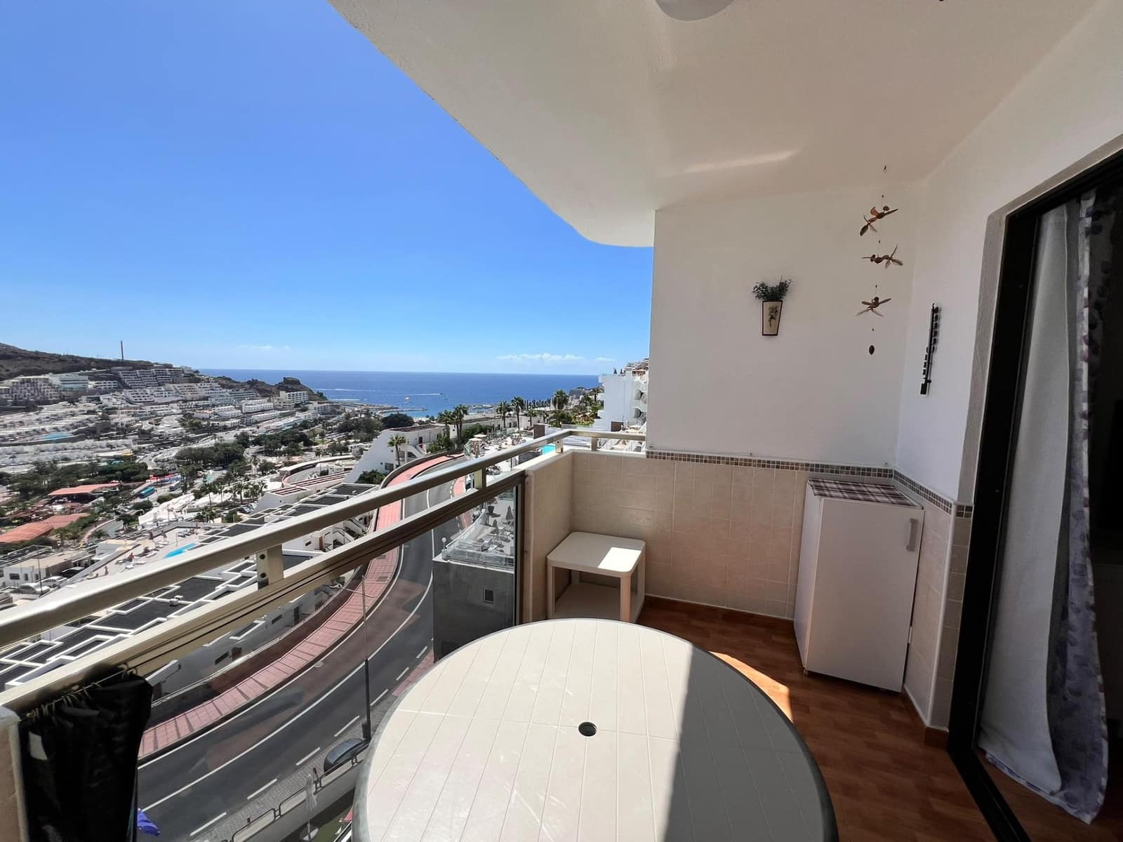 1 makuuhuone Kattohuoneisto vuokrattavana paikassa Puerto Rico mukana uima-altaan - 1 000 € (Ref: 10147143)