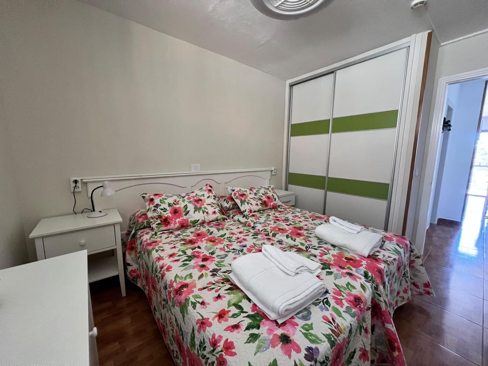 1 makuuhuone Kattohuoneisto vuokrattavana paikassa Puerto Rico mukana uima-altaan - 1 000 € (Ref: 10147143)