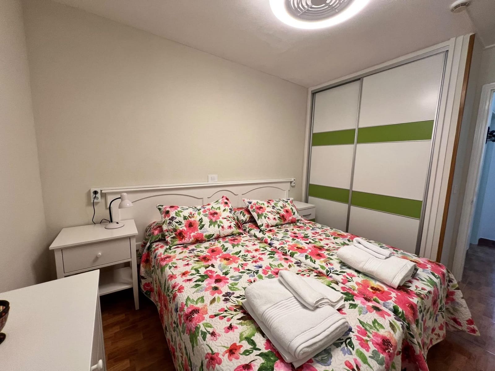1 makuuhuone Kattohuoneisto vuokrattavana paikassa Puerto Rico mukana uima-altaan - 1 000 € (Ref: 10147143)