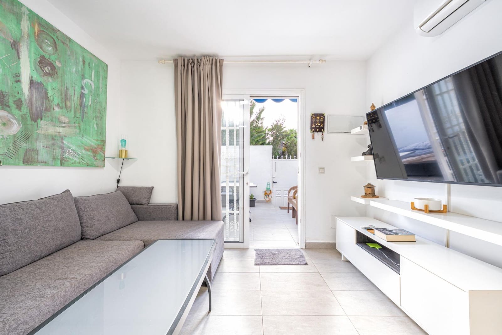 1 soverom Bungalow til salgs i Sonneland med svømmebasseng - € 256 000 (Ref: 10147144)