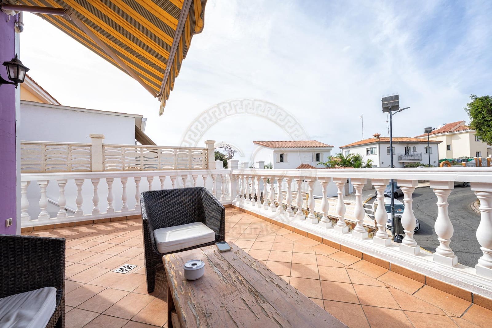 2 bedroom Villa for sale in Mogan with pool garage - € 490,000 (Ref: 10165060)