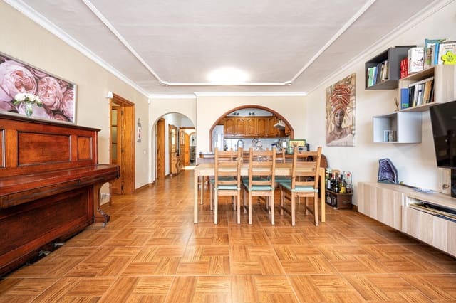 9 soveværelse Villa til salg i Telde med garage - € 720.000 (Ref: 10165061)