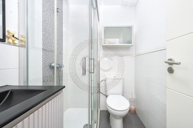 4 quarto Moradia Geminada para venda em Las Mesas - El Toscón, Las Palmas de Gran Canaria com piscina garagem - 475 000 € (Ref: 10171611)