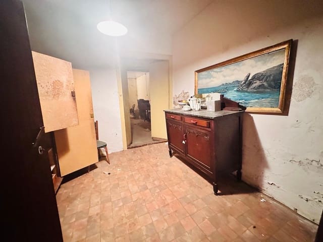 9 Zimmer Haus zu verkaufen in Telde - 340.000 € (Ref: 10171612)