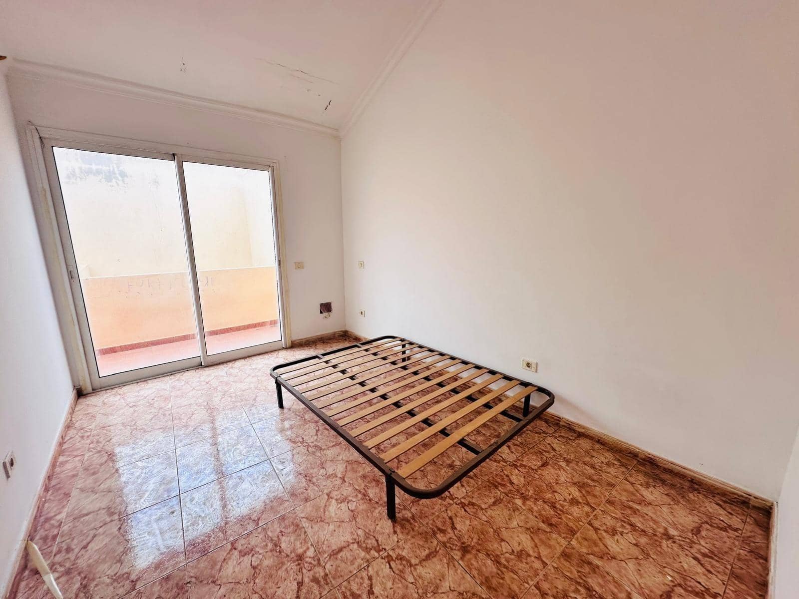 3 slaapkamer Appartement te koop in Santa Lucia de Tirajana met garage - € 248.000 (Ref: 10173971)