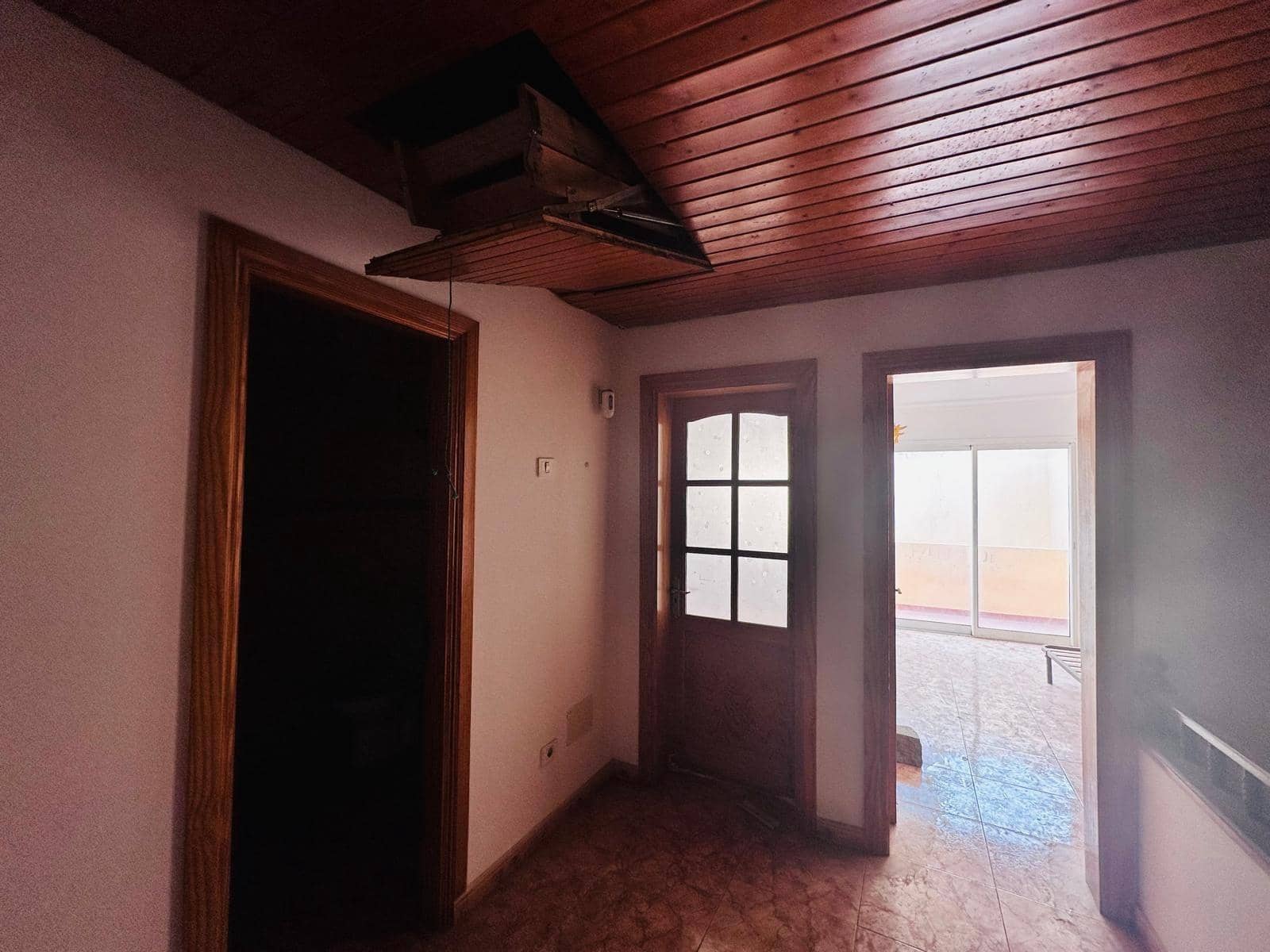 3 slaapkamer Appartement te koop in Santa Lucia de Tirajana met garage - € 248.000 (Ref: 10173971)