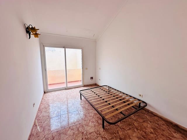 3 slaapkamer Appartement te koop in Santa Lucía de Tirajana met garage - € 248.000 (Ref: 10173971)