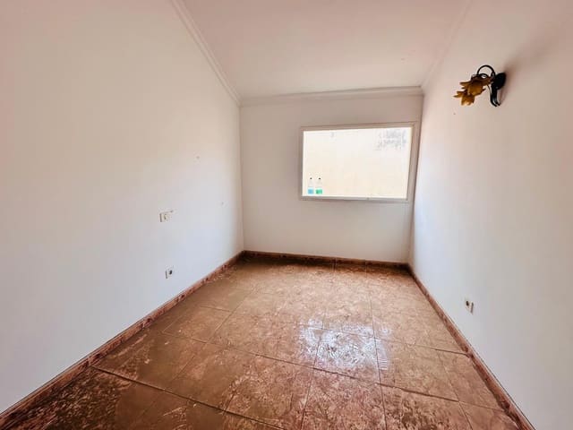 3 slaapkamer Appartement te koop in Santa Lucía de Tirajana met garage - € 248.000 (Ref: 10173971)