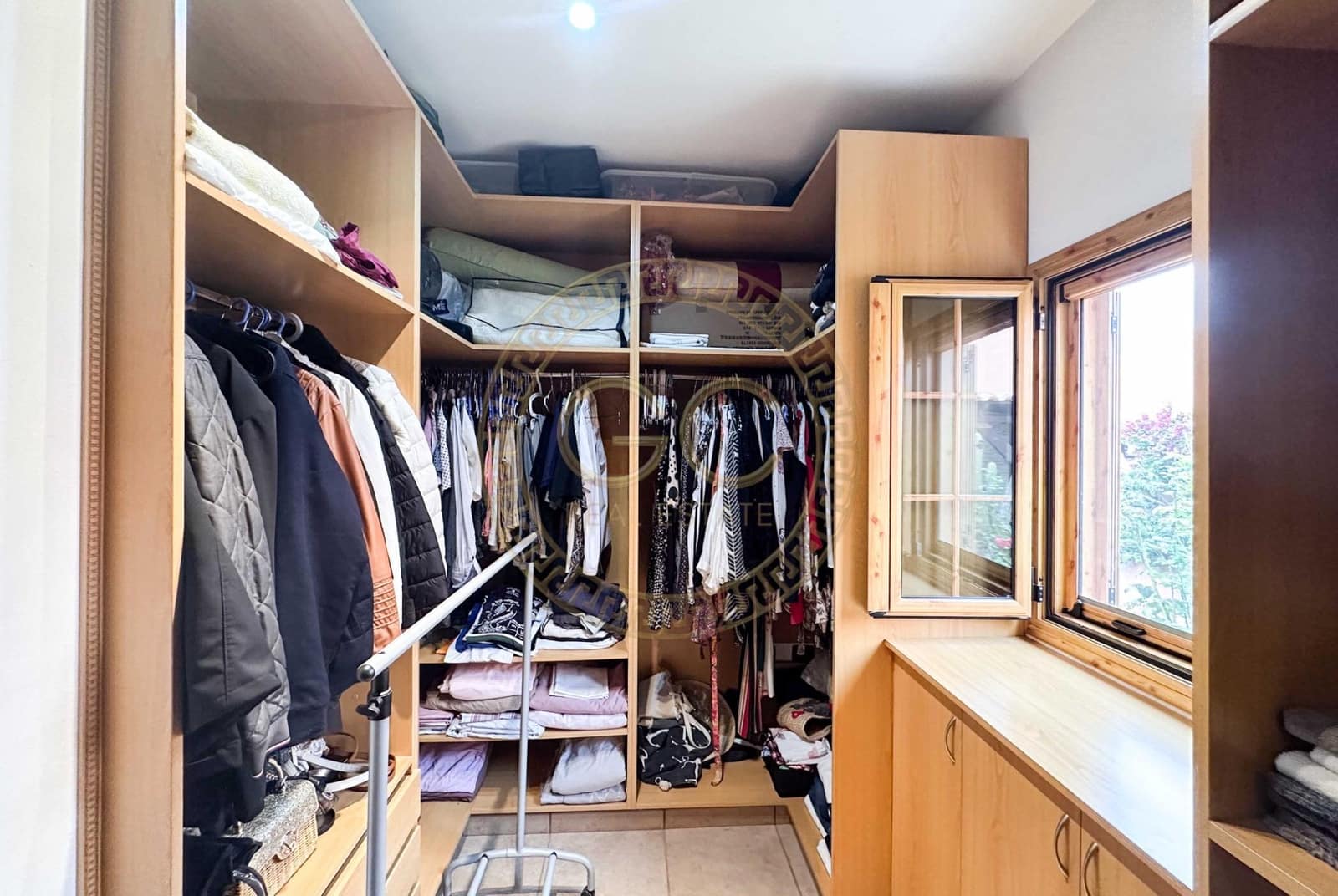 5 bedroom Villa for sale in El Salobre with pool garage - € 799,000 (Ref: 8363196)