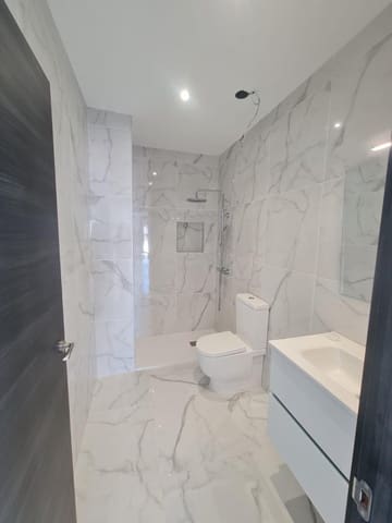 5 soveværelse Erhverv til salg i Santa Lucía de Tirajana med garage - € 660.000 (Ref: 8666696)