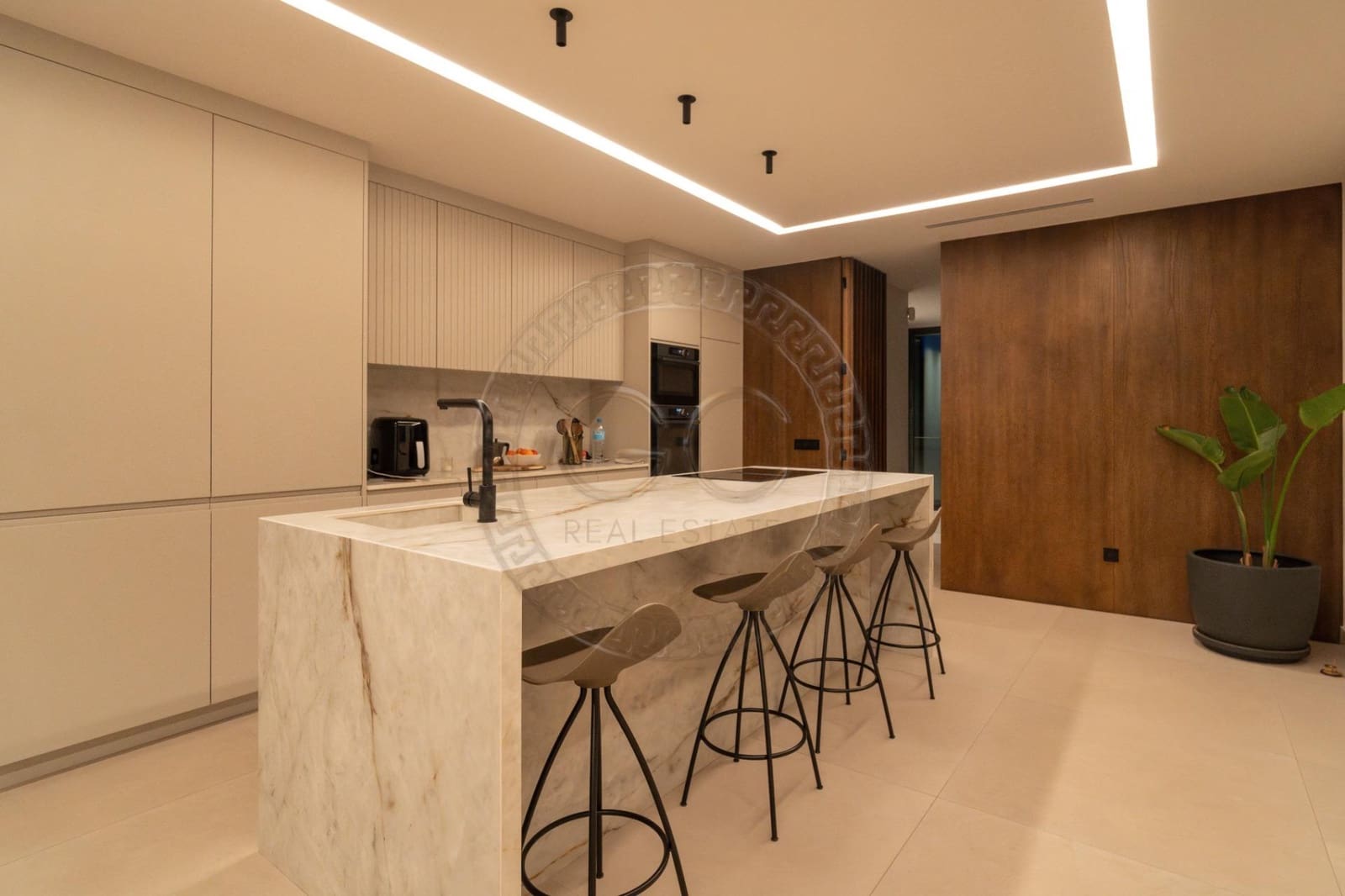 7 soveværelse Villa til salg i San Bartolome de Tirajana med swimmingpool - € 3.490.000 (Ref: 8689204)