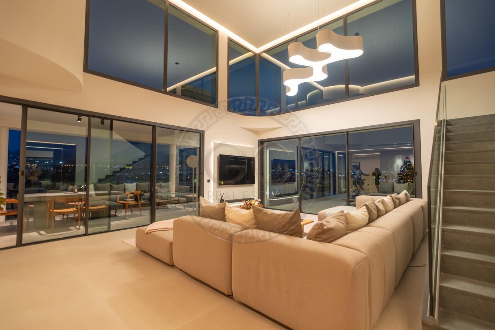 7 soveværelse Villa til salg i San Bartolome de Tirajana med swimmingpool - € 3.490.000 (Ref: 8689204)