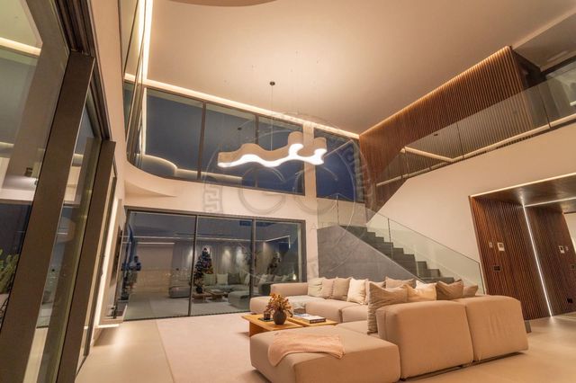 Chalet de 7 habitaciones en San Bartolomé de Tirajana en venta con piscina - 3.490.000 € (Ref: 8689204)