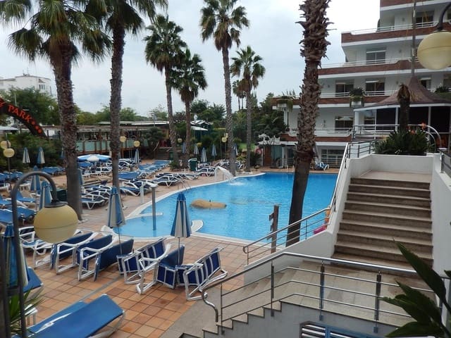 24 soveværelse Hotel til salg i Maspalomas, San Bartolomé de Tirajana med swimmingpool - € 4.700.000 (Ref: 8758003)