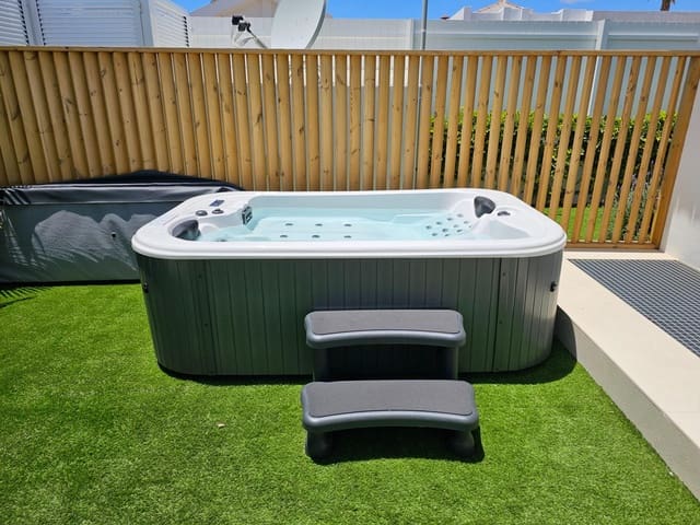 24 soverom Hotell til salgs i Maspalomas, San Bartolomé de Tirajana med svømmebasseng - € 3 950 000 (Ref: 8758003)