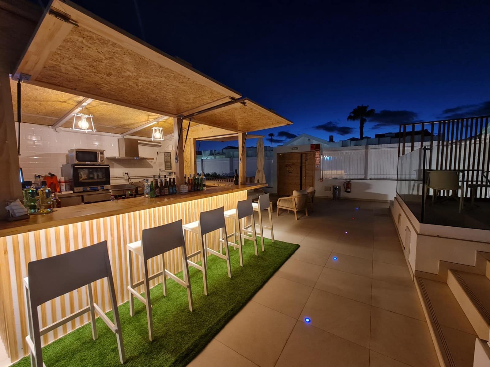 24 soveværelse Hotel til salg i Maspalomas med swimmingpool - € 3.950.000 (Ref: 8758003)