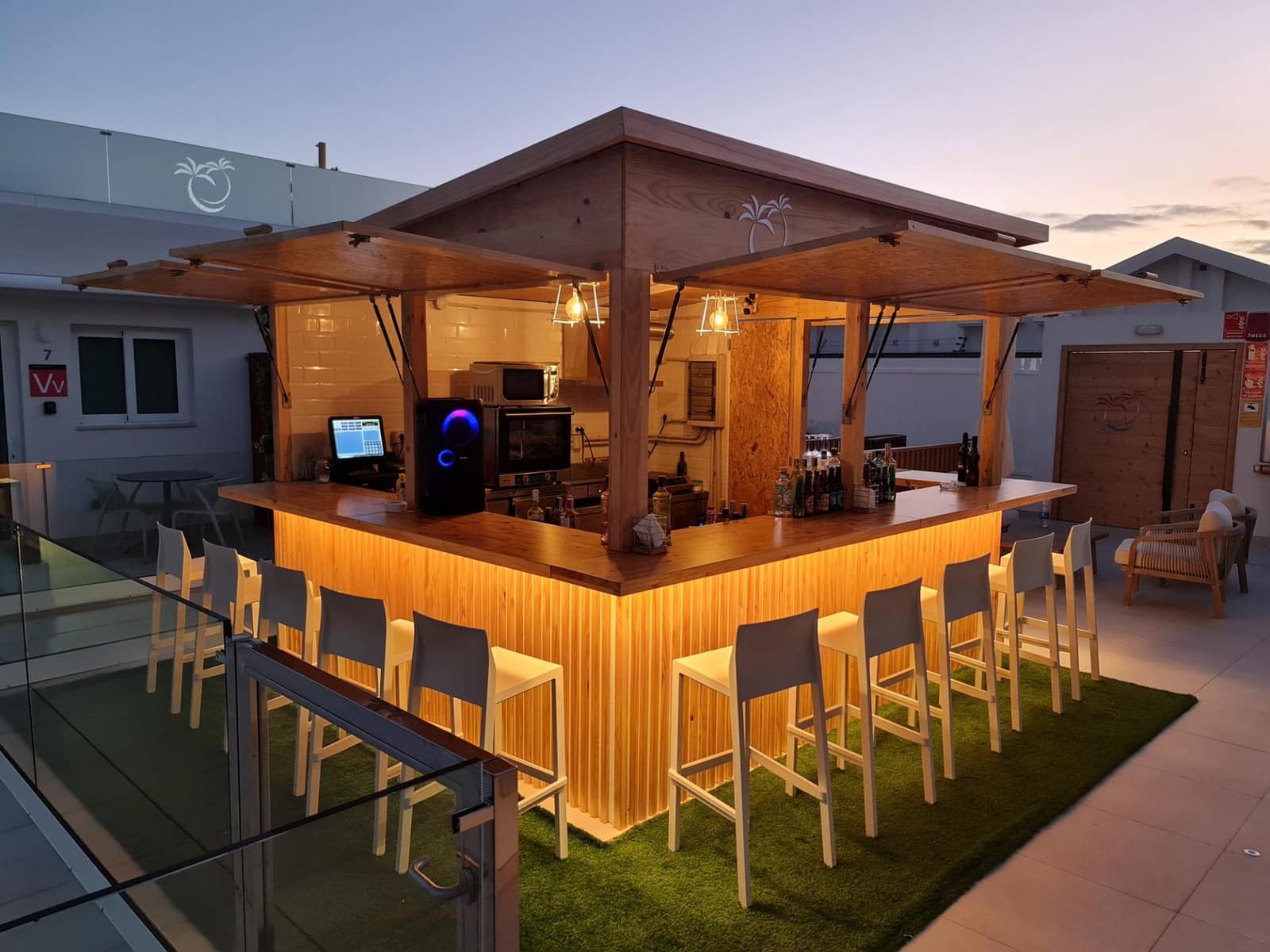 24 soveværelse Hotel til salg i Maspalomas med swimmingpool - € 3.950.000 (Ref: 8758003)